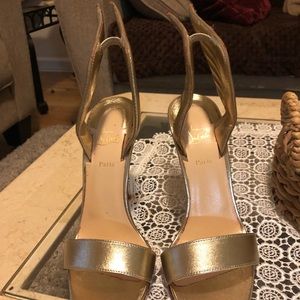 Louboutins Samotresse Sandals